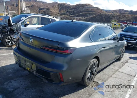 2023 BMW 740 I z USA, uszkodzony, nr VIN WBA23EH07PCM81629